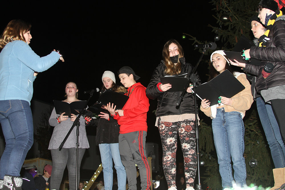 Students from the New York School of Music sang some holiday favorites at Walden’s tree lighting.